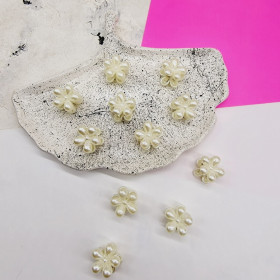 Крабики дитячі квіточка біла 2 см ВВ-451